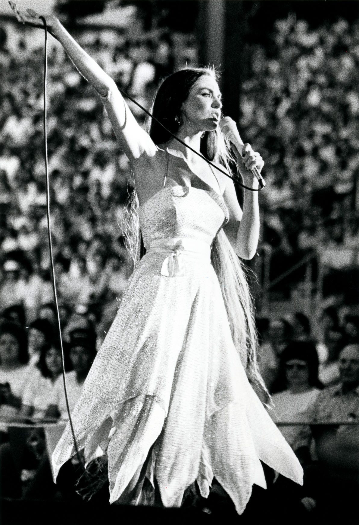 19840811DBQCoFairCrystalGayle.jpg